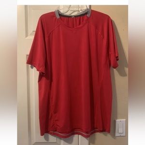 Lululemon Men's Short Sleeve Shirt Size Large Breathable Red